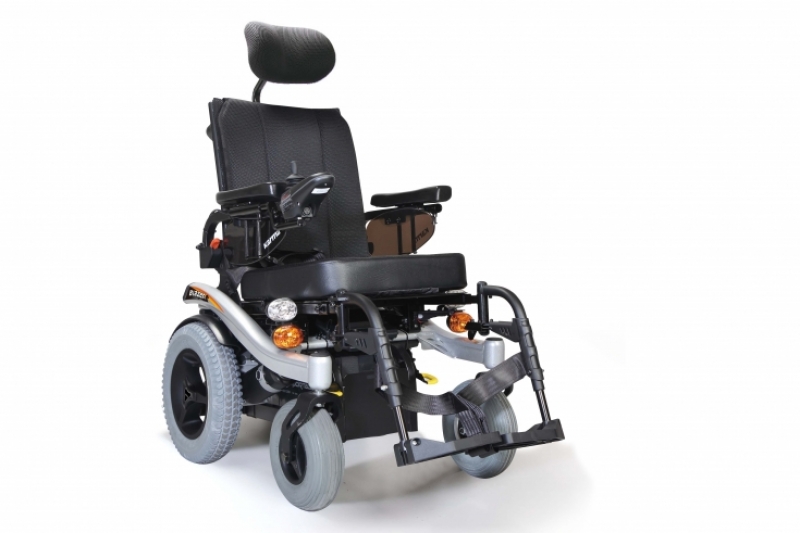 Design épuré, efficacité maximisée pour le fauteuil roulant électrique Blazer - Kopie